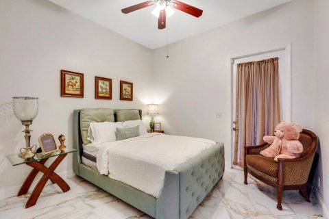 Casa en venta en West Palm Beach, Florida, 5 dormitorios, 270.53 m2 № 1081487 - foto 23