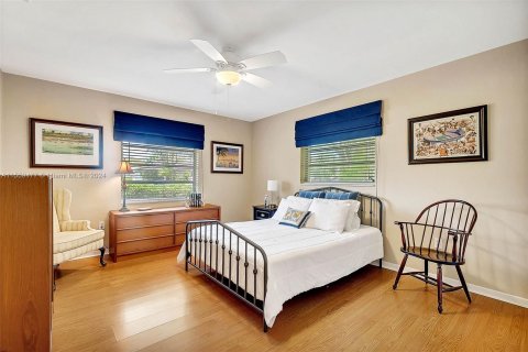 Купить виллу или дом в Пальметто-Бей, Флорида 4 спальни, 247.4м2, № 1081253 - фото 24