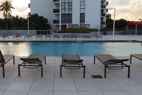 Condo in Aventura, Florida, 1 bedroom  № 1146817 - photo 29