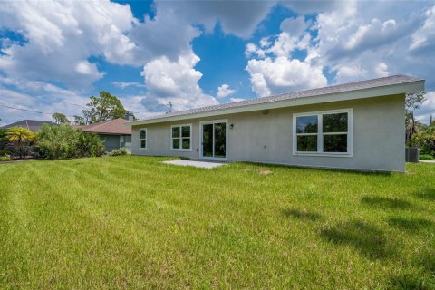 Villa ou maison à vendre à North Port, Floride: 3 chambres, 150.5 m2 № 247074 - photo 28