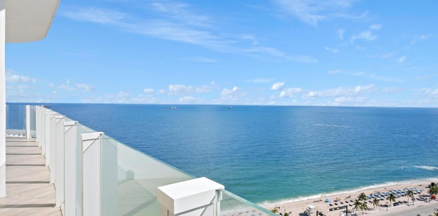 Condo in Fort Lauderdale, Florida, 4 bedrooms  № 927978