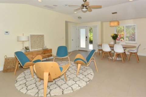 Casa en alquiler en Sarasota, Florida, 4 dormitorios, 211.26 m2 № 248510 - foto 5