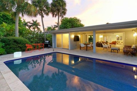 Villa ou maison à louer à Sarasota, Floride: 4 chambres, 211.26 m2 № 248510 - photo 22