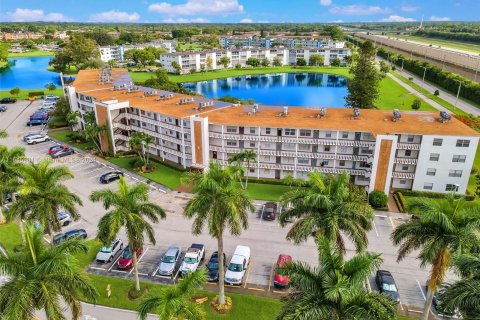 Copropriété à vendre à Boca Raton, Floride: 2 chambres, 83.24 m2 № 1331849 - photo 20