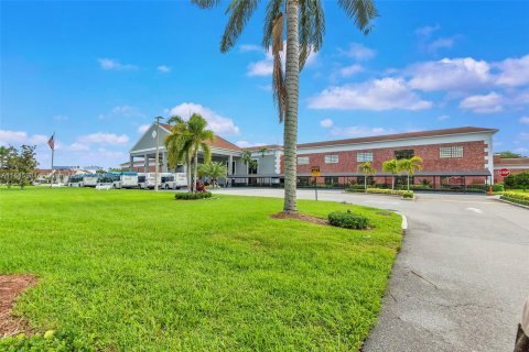 Copropriété à vendre à Boca Raton, Floride: 2 chambres, 83.24 m2 № 1331849 - photo 26