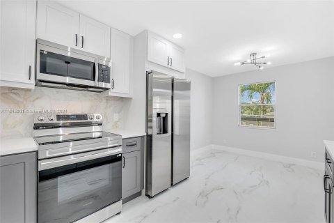 Condominio en venta en Boca Raton, Florida, 2 dormitorios, 83.24 m2 № 1331849 - foto 4