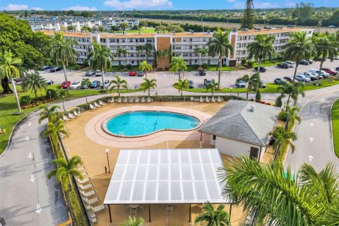 Copropriété à vendre à Boca Raton, Floride: 2 chambres, 83.24 m2 № 1331849 - photo 21