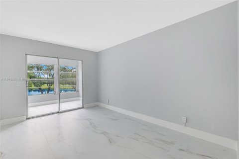 Copropriété à vendre à Boca Raton, Floride: 2 chambres, 83.24 m2 № 1331849 - photo 13