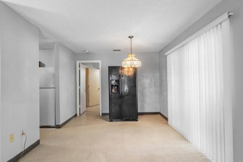 Casa en venta en Tampa, Florida, 3 dormitorios, 138.89 m2 № 1089002 - foto 4