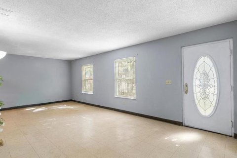 Casa en venta en Tampa, Florida, 3 dormitorios, 138.89 m2 № 1089002 - foto 3
