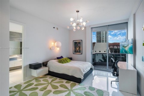 Condo in Miami Beach, Florida, 4 bedrooms  № 1347685 - photo 29