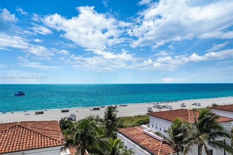 Condo in Miami Beach, Florida, 4 bedrooms  № 1347685 - photo 2