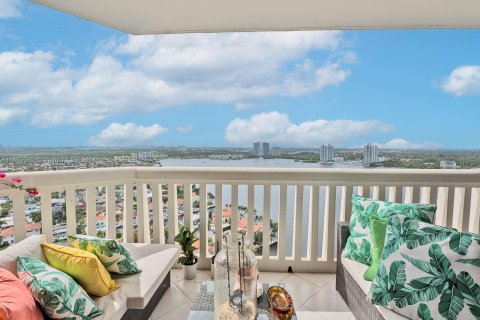 Condo in Aventura, Florida, 3 bedrooms  № 1347744 - photo 10