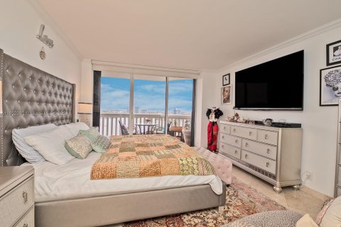 Condo in Aventura, Florida, 3 bedrooms  № 1347744 - photo 20