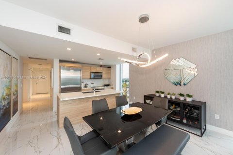 Condominio en alquiler en North Miami Beach, Florida, 3 dormitorios, 144.56 m2 № 1347746 - foto 7