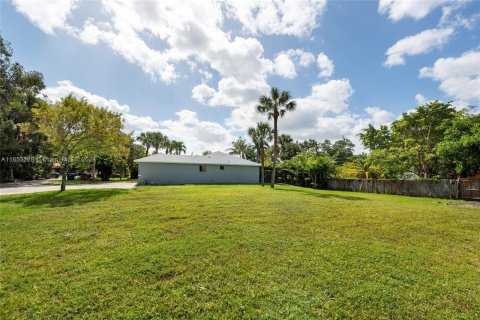 Terreno en venta en Fort Lauderdale, Florida № 1347684 - foto 1