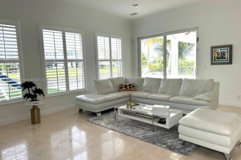 House in Parkland, Florida 5 bedrooms, 383.13 sq.m. № 1328653 - photo 13