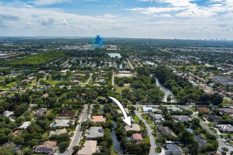 Villa ou maison à vendre à Davie, Floride: 3 chambres, 228.73 m2 № 1104515 - photo 4