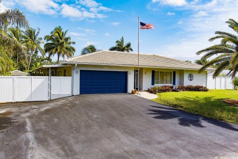 Villa ou maison à vendre à Davie, Floride: 3 chambres, 228.73 m2 № 1104515 - photo 1