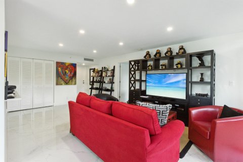 Condominio en venta en Boca Raton, Florida, 2 dormitorios, 116.59 m2 № 1104469 - foto 16