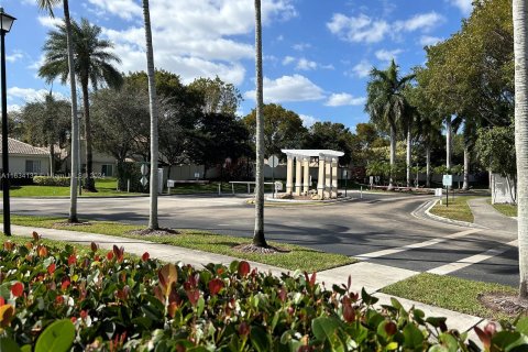 Touwnhouse à vendre à Dania Beach, Floride: 2 chambres, 103.12 m2 № 1295065 - photo 19