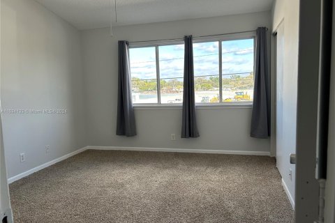 Touwnhouse à vendre à Dania Beach, Floride: 2 chambres, 103.12 m2 № 1295065 - photo 6