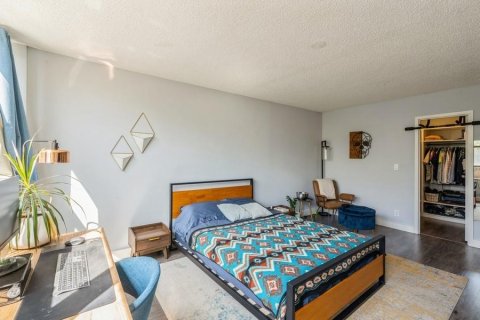 Condominio en venta en Hallandale Beach, Florida, 2 dormitorios, 117.99 m2 № 787789 - foto 6