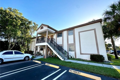 Condo in Coral Springs, Florida, 2 bedrooms  № 1319095 - photo 18