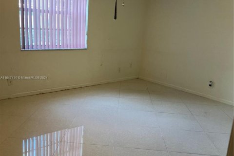 Copropriété à vendre à Davie, Floride: 2 chambres, 105.91 m2 № 1332663 - photo 10