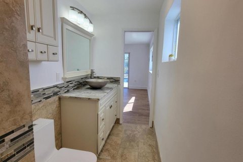 Casa en venta en Pompano Beach, Florida, 4 dormitorios, 157.38 m2 № 1077833 - foto 17