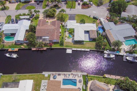 Villa ou maison à vendre à Pompano Beach, Floride: 4 chambres, 157.38 m2 № 1077833 - photo 14