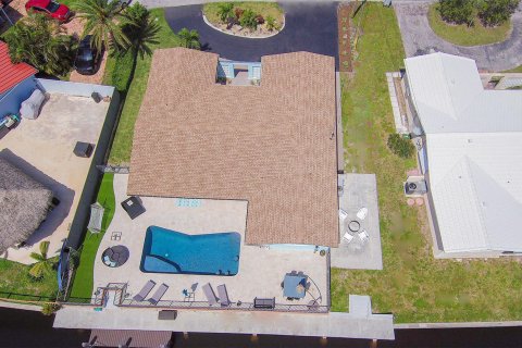 Casa en venta en Pompano Beach, Florida, 4 dormitorios, 157.38 m2 № 1077833 - foto 13