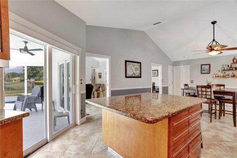 Casa en venta en Coral Springs, Florida, 4 dormitorios, 186.08 m2 № 1233326 - foto 16
