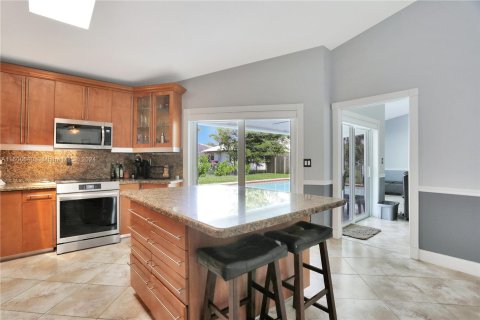 Villa ou maison à vendre à Coral Springs, Floride: 4 chambres, 186.08 m2 № 1233326 - photo 15