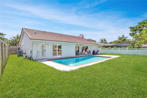 Villa ou maison à vendre à Coral Springs, Floride: 4 chambres, 186.08 m2 № 1233326 - photo 30