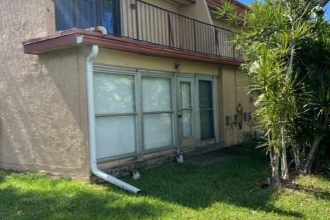 Adosado en venta en Tamarac, Florida, 2 dormitorios, 173.26 m2 № 945572 - foto 4