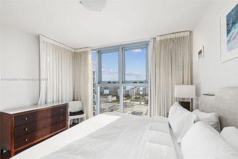 Condo in Miami Beach, Florida, 1 bedroom  № 1281005 - photo 18