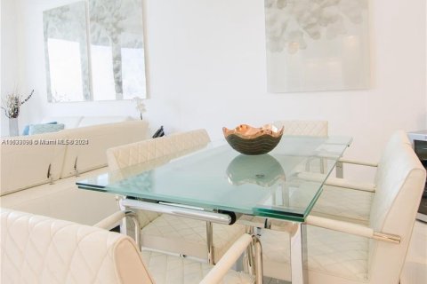 Condo in Sunny Isles Beach, Florida, 3 bedrooms  № 1293691 - photo 4