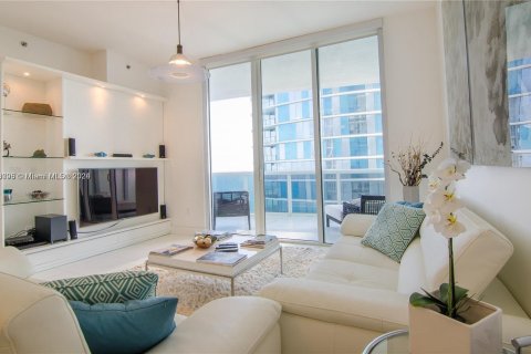 Condo in Sunny Isles Beach, Florida, 3 bedrooms  № 1293691 - photo 3