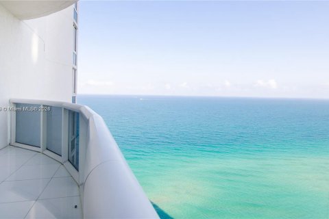 Condo in Sunny Isles Beach, Florida, 3 bedrooms  № 1293691 - photo 21