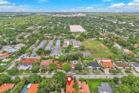 Villa ou maison à vendre à Coral Gables, Floride: 3 chambres, 257.15 m2 № 1357137 - photo 8