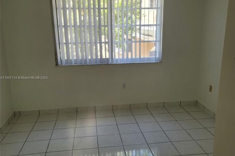 Copropriété à louer à Miami Beach, Floride: 2 chambres, 96.62 m2 № 1357136 - photo 3