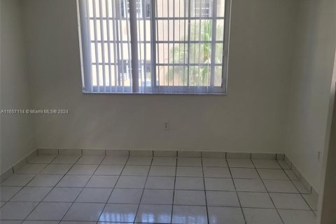 Copropriété à louer à Miami Beach, Floride: 2 chambres, 96.62 m2 № 1357136 - photo 5