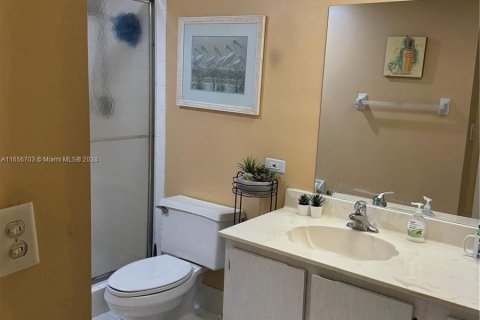 Condo in Boca Raton, Florida, 2 bedrooms  № 1357134 - photo 16