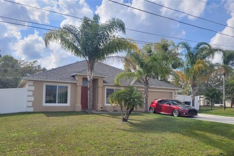 Villa ou maison à vendre à Kissimmee, Floride: 3 chambres, 169.55 m2 № 1357165 - photo 3