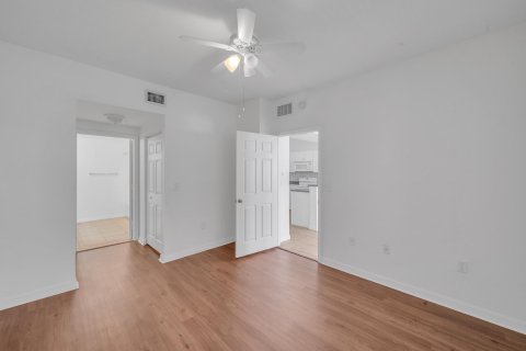 Condo in Stuart, Florida, 2 bedrooms  № 1217450 - photo 21