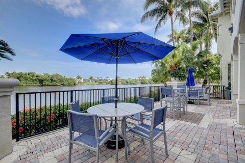 Condominio en venta en Boynton Beach, Florida, 2 dormitorios, 105.07 m2 № 1014369 - foto 22