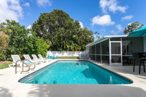 Villa ou maison à louer à Dania Beach, Floride: 4 chambres, 164.62 m2 № 198298 - photo 5