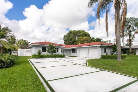 Villa ou maison à louer à Dania Beach, Floride: 4 chambres, 164.62 m2 № 198298 - photo 3