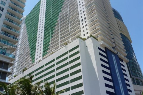 Condominio en venta en Miami, Florida, 3 dormitorios, 114.46 m2 № 944415 - foto 21
